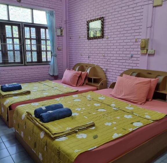 Hotel ชรินพันธ์เฮ้าส์