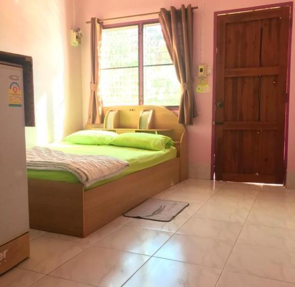 Hotel ชรินพันธ์เฮ้าส์