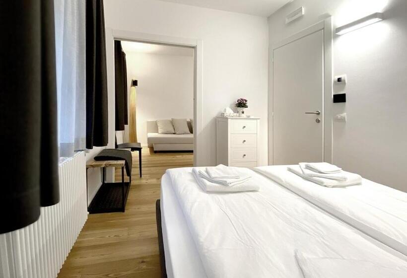 ホテル Agriturismo Farmhouse La Barberina