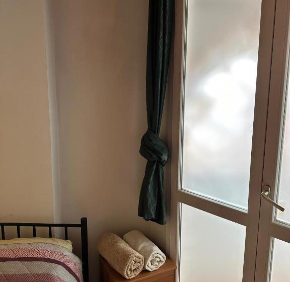 בית מלון כפרי Agriturismo La Rasdora