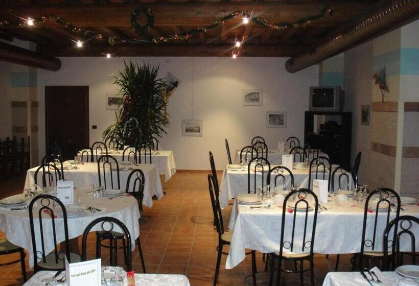 בית מלון כפרי Agriturismo La Rasdora