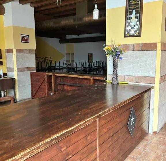 בית מלון כפרי Agriturismo La Rasdora