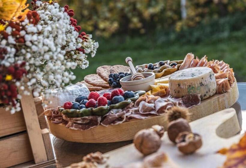 فندق Agriturismo Sicher