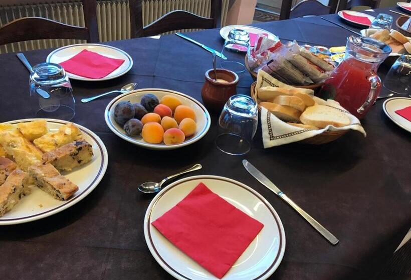 בית מלון כפרי Albergo Ristorante Garden