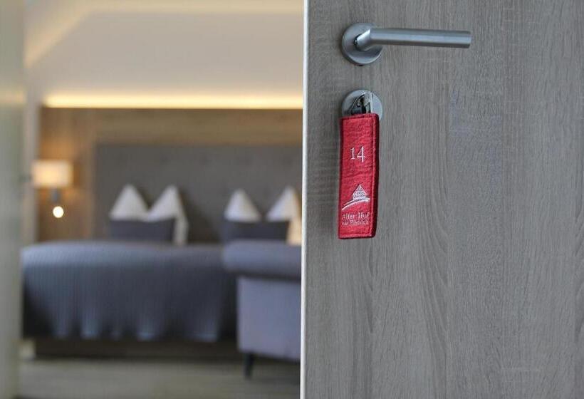 ホテル Alter Hof Am Elbdeich