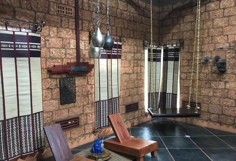 בית מלון כפרי Atulyam Farm