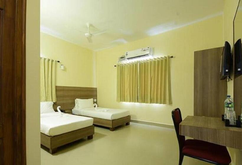 ホテル Brindhavan Residency