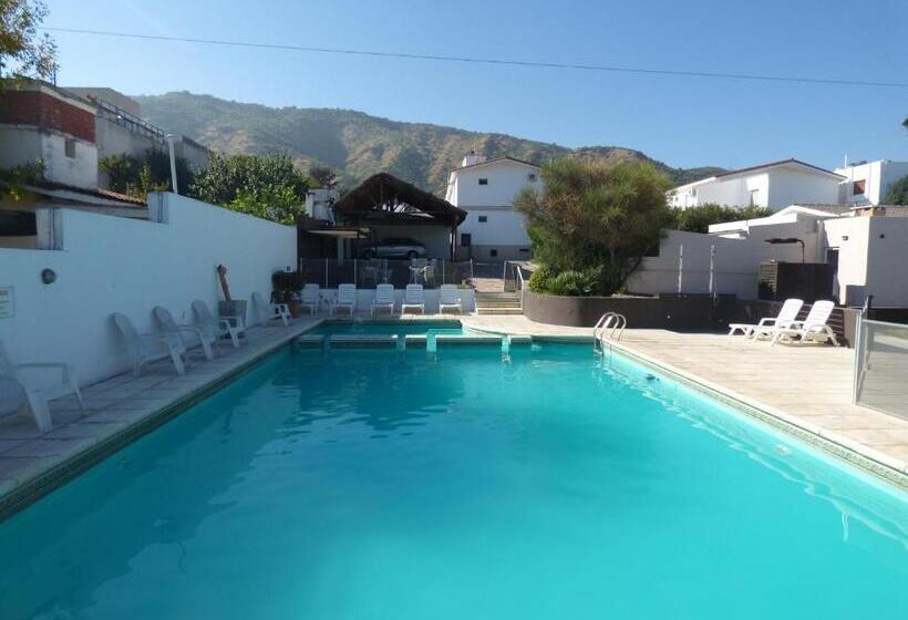 Отель California