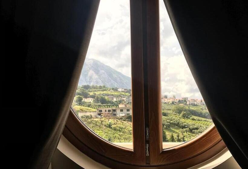 ホテル Cantine Iannella