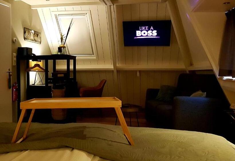 فندق Dependance Anna S Zusje