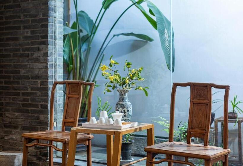 فندق Guilin Heshe Lakeside Resort