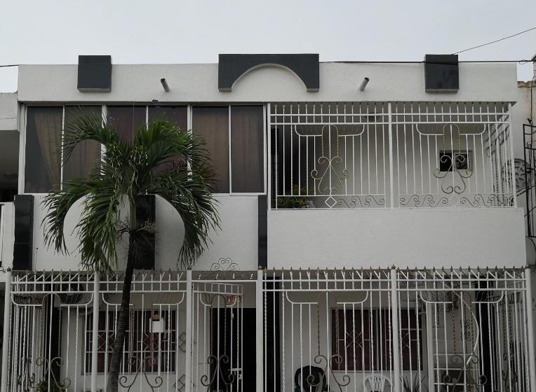 فندق Hospedaje El Parque