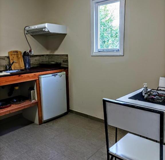 Отель Hostel El Paredon