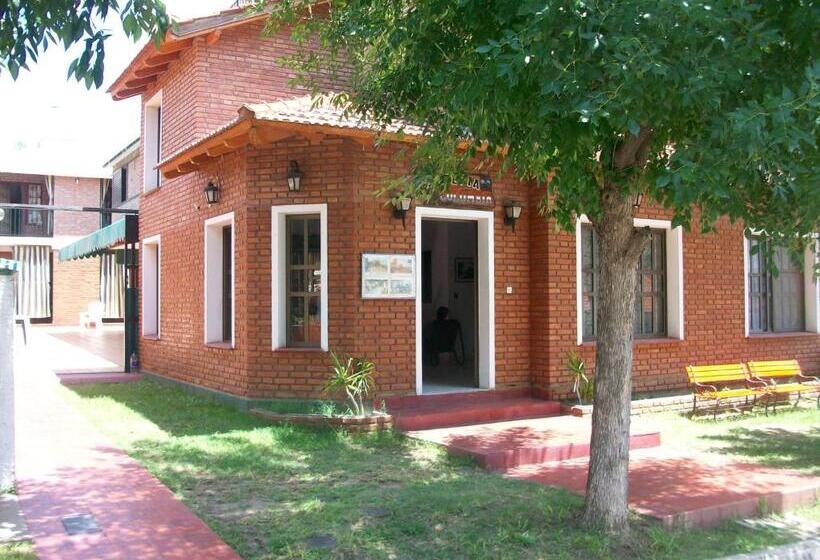 בית מלון כפרי Hosteria Columbia