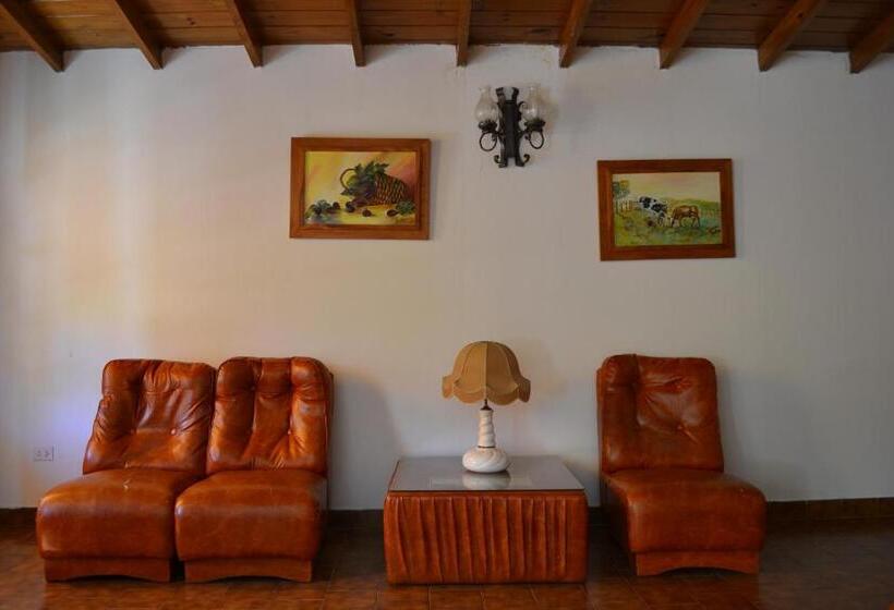 ホテル La Terraza