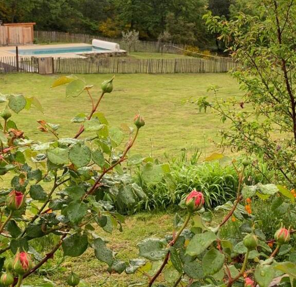 בית מלון כפרי Le Mas De La Siffleuse