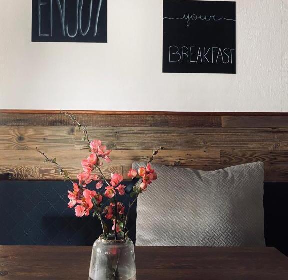 Отель Lieboch Living