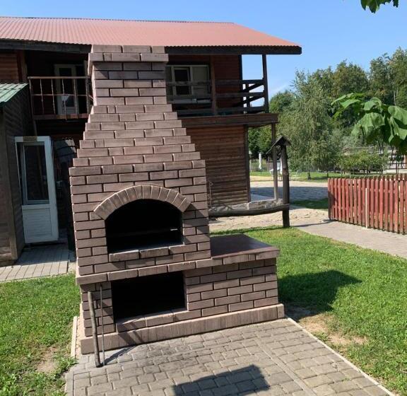 בית מלון כפרי Orlyne Gnizdo