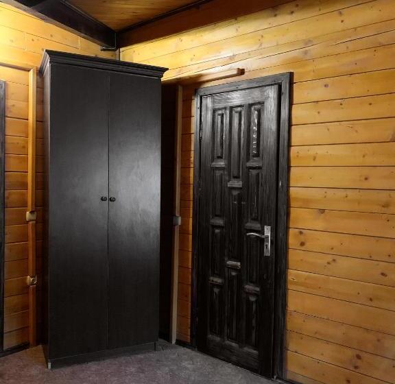 فندق Orlyne Gnizdo