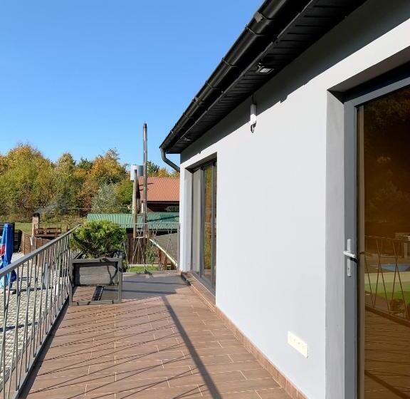 בית מלון כפרי Orlyne Gnizdo