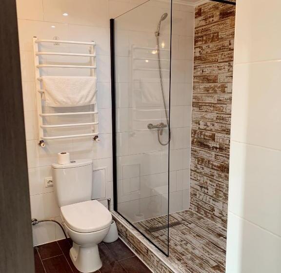 فندق Orlyne Gnizdo