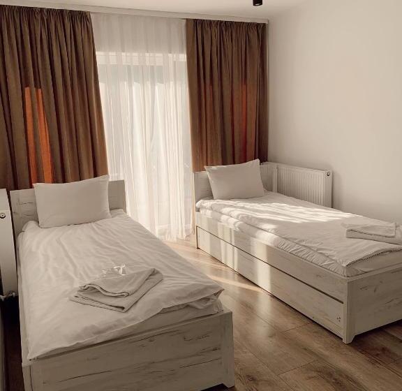 فندق Orlyne Gnizdo