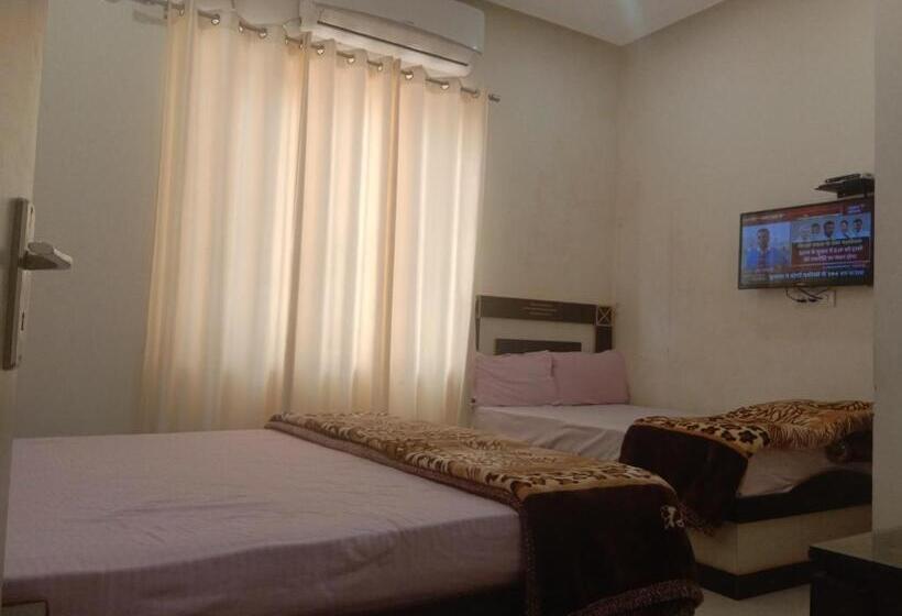 בית מלון כפרי Oscar Banquet And