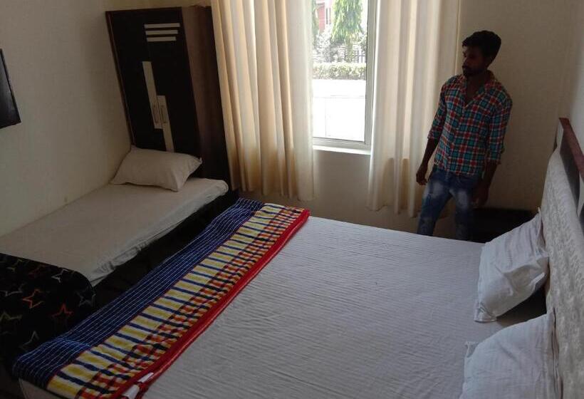 בית מלון כפרי Oscar Banquet And