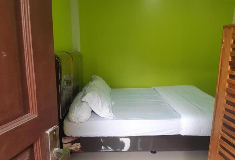 Отель Oyo 3487 Es Em Je Residence