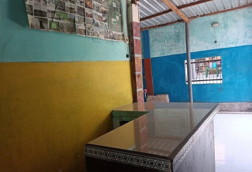 هتل Oyo 93359 Kawi Homestay