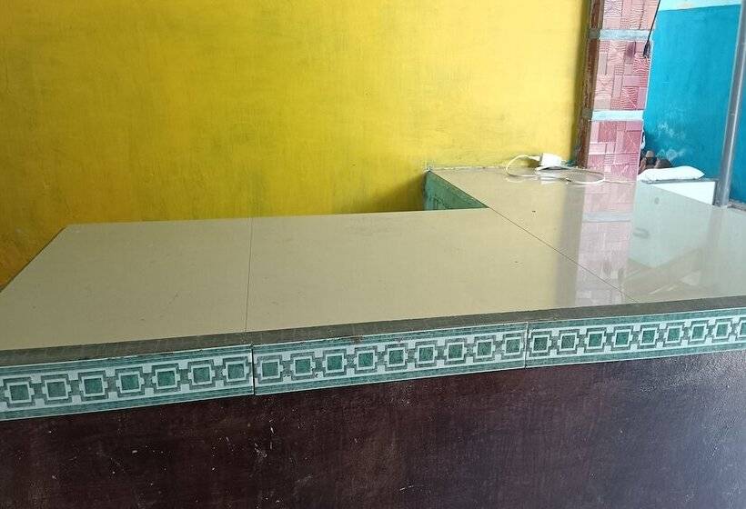 هتل Oyo 93359 Kawi Homestay