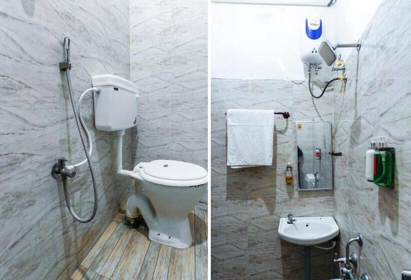 Отель Oyo Flagship Nest Residency