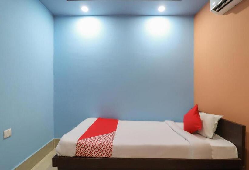 ホテル O Subham Lodge