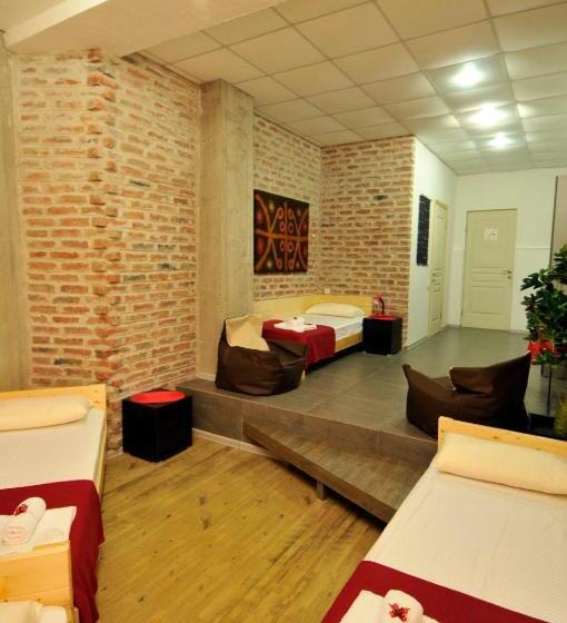 هتل Guesthouse Pipo