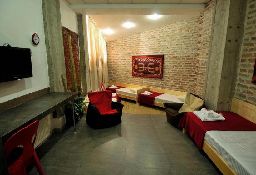 هتل Guesthouse Pipo