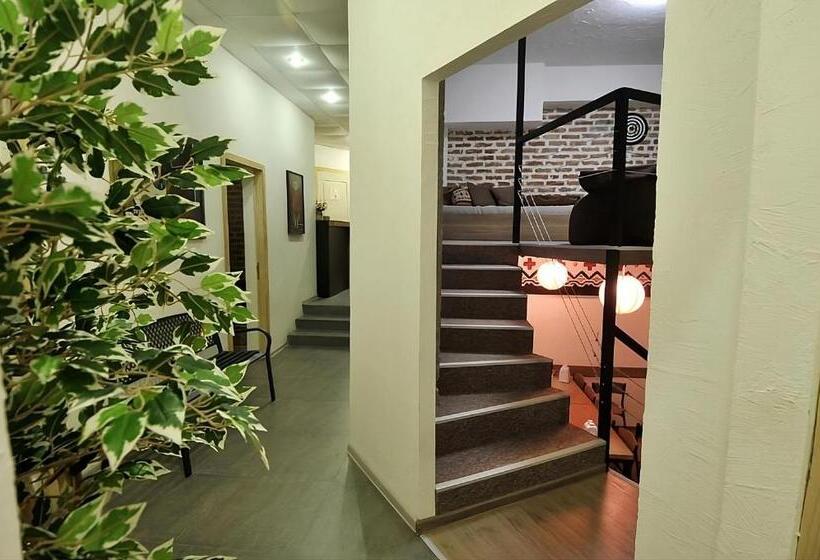 هتل Guesthouse Pipo