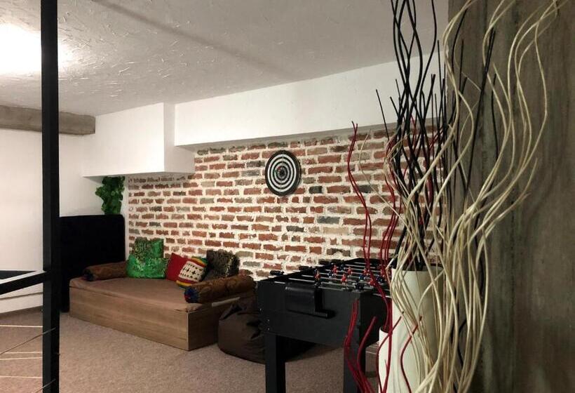 هتل Guesthouse Pipo