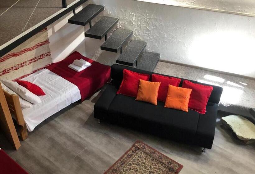 هتل Guesthouse Pipo