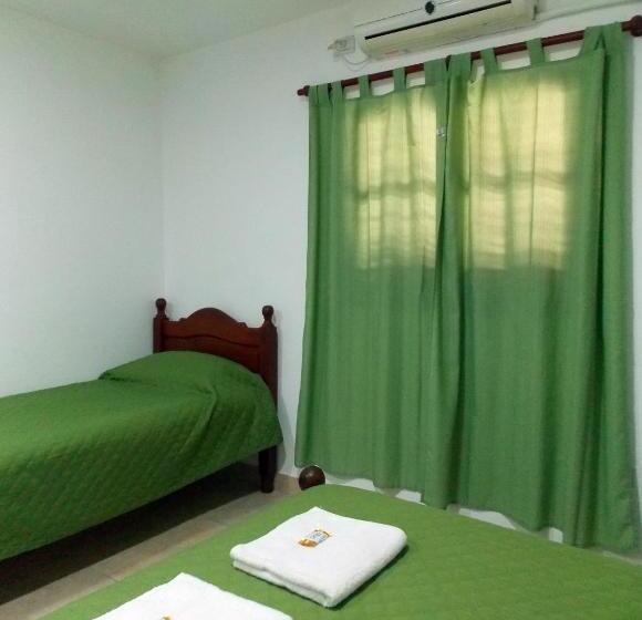 בית מלון כפרי Portal De Los Valles