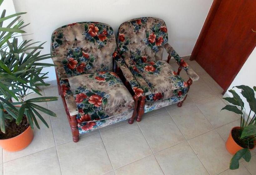 בית מלון כפרי Portal De Los Valles