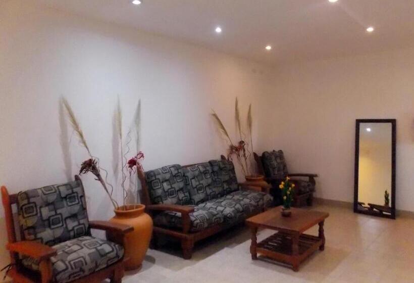 בית מלון כפרי Portal De Los Valles