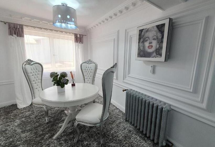 בית מלון כפרי President