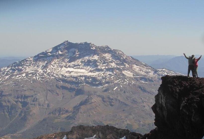 فندق Refugio De Montaña El Huape