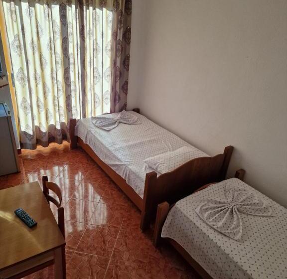 בית מלון כפרי Restaurant Savoja