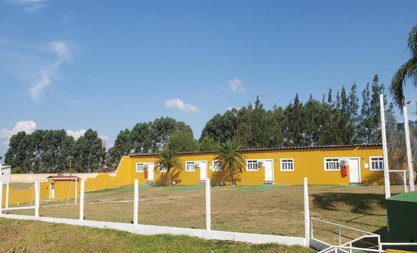 בית מלון כפרי Rosário Park