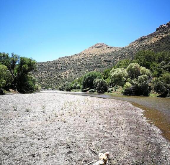 فندق Saffier River Cottage Farmstay
