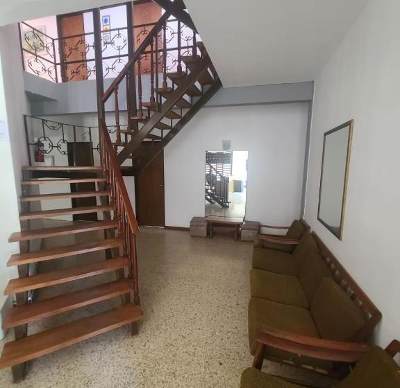 בית מלון כפרי Sayonara