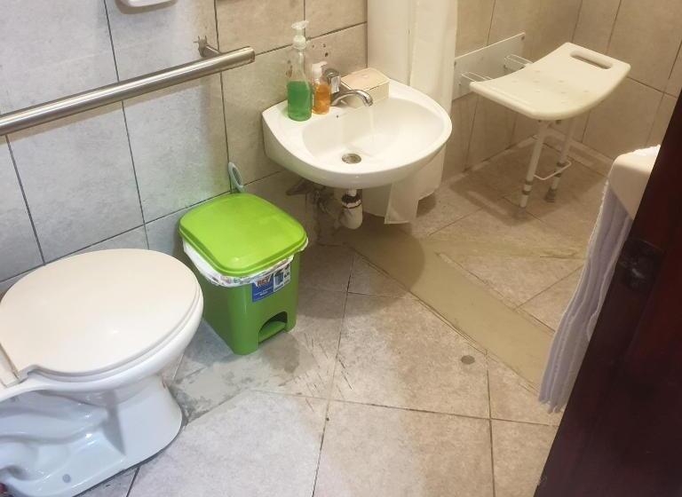 Отель Sea World