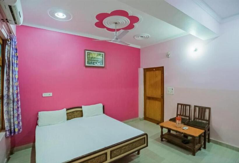 בית מלון כפרי Spot On Kailash