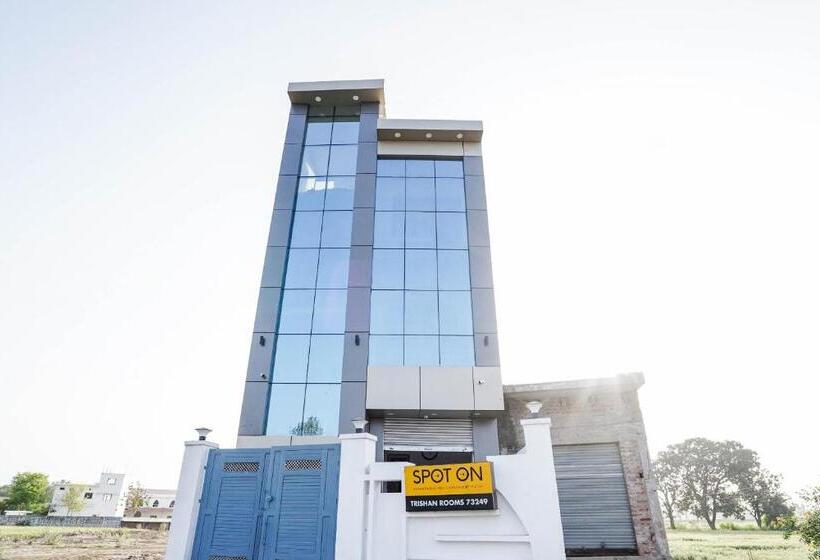 酒店 Spot On Trishan Rooms